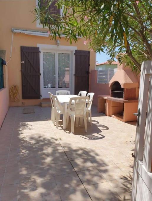 Maison Vacances Proche De La Mer Le Barcarès Exterior foto
